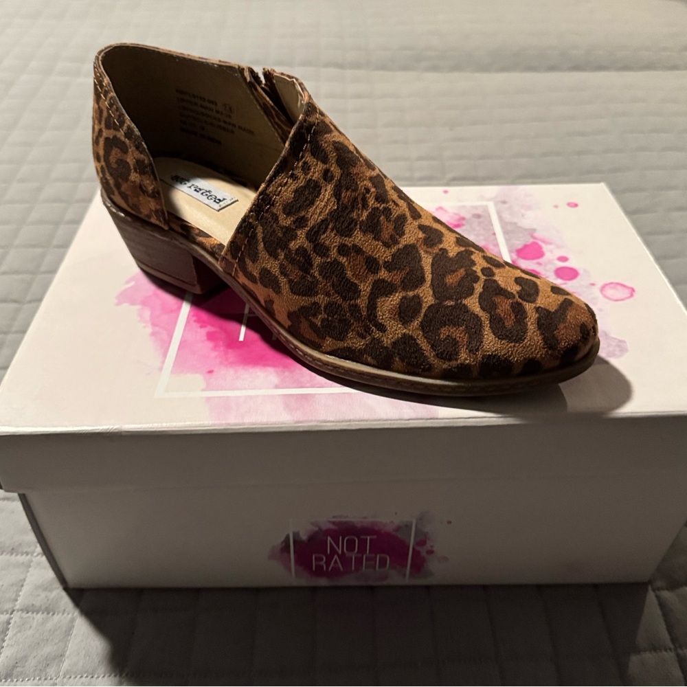 Not Rated Jasper Leopard Booties Size 7.5 - NIB